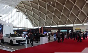 تاثیر نمایشگاه خودرو تهران بر بازار شب عید